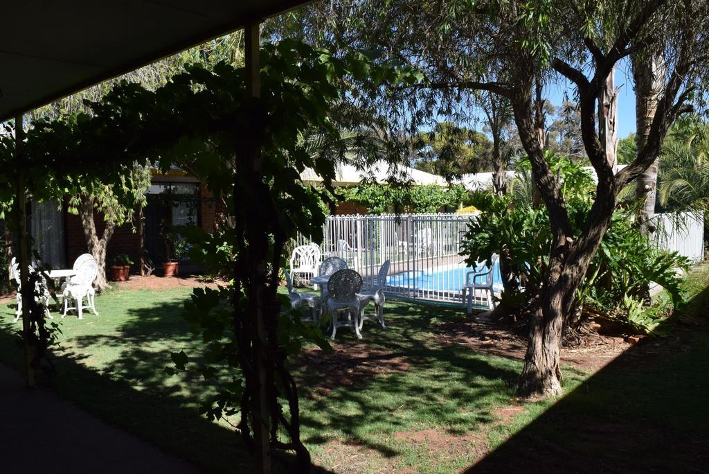 Roundhouse Motel Peterborough 部屋 写真